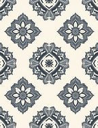 Ornate Gray Floral Medallion Pattern Rug